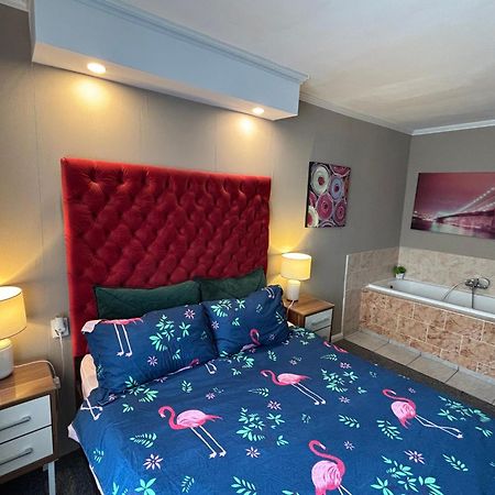 Garsoniera Riviera Leilighet Bacău Eksteriør bilde